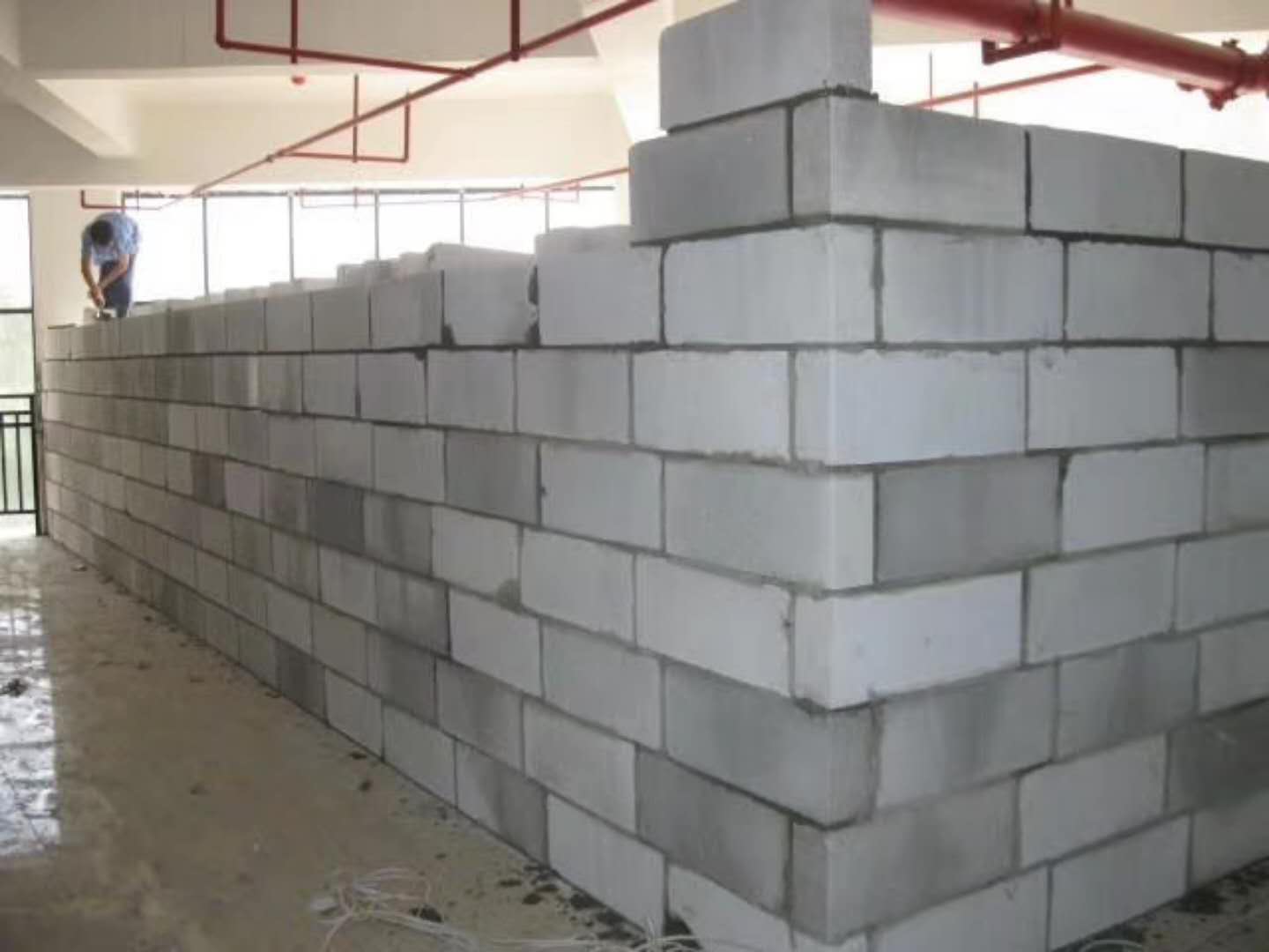 德化蒸压加气混凝土砌块承重墙静力和抗震性能的研究